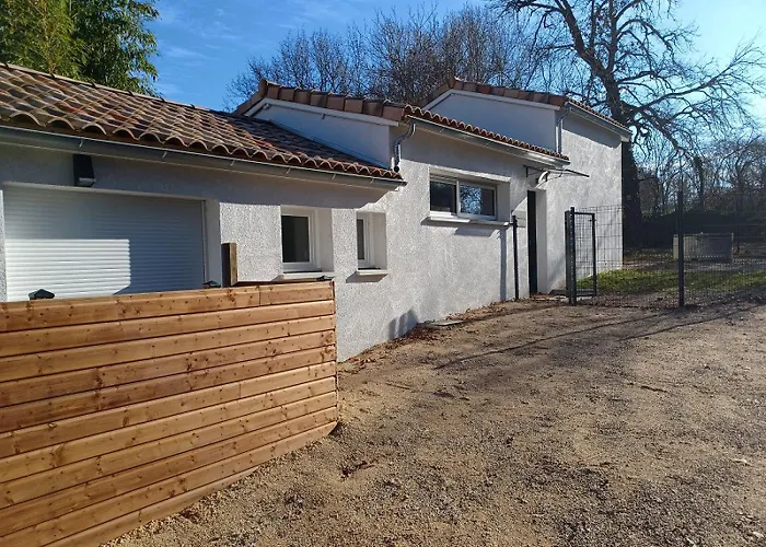 Дом отдыха Chez Emoun Et Lina *