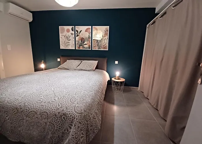 Chez Emoun Et Lina *